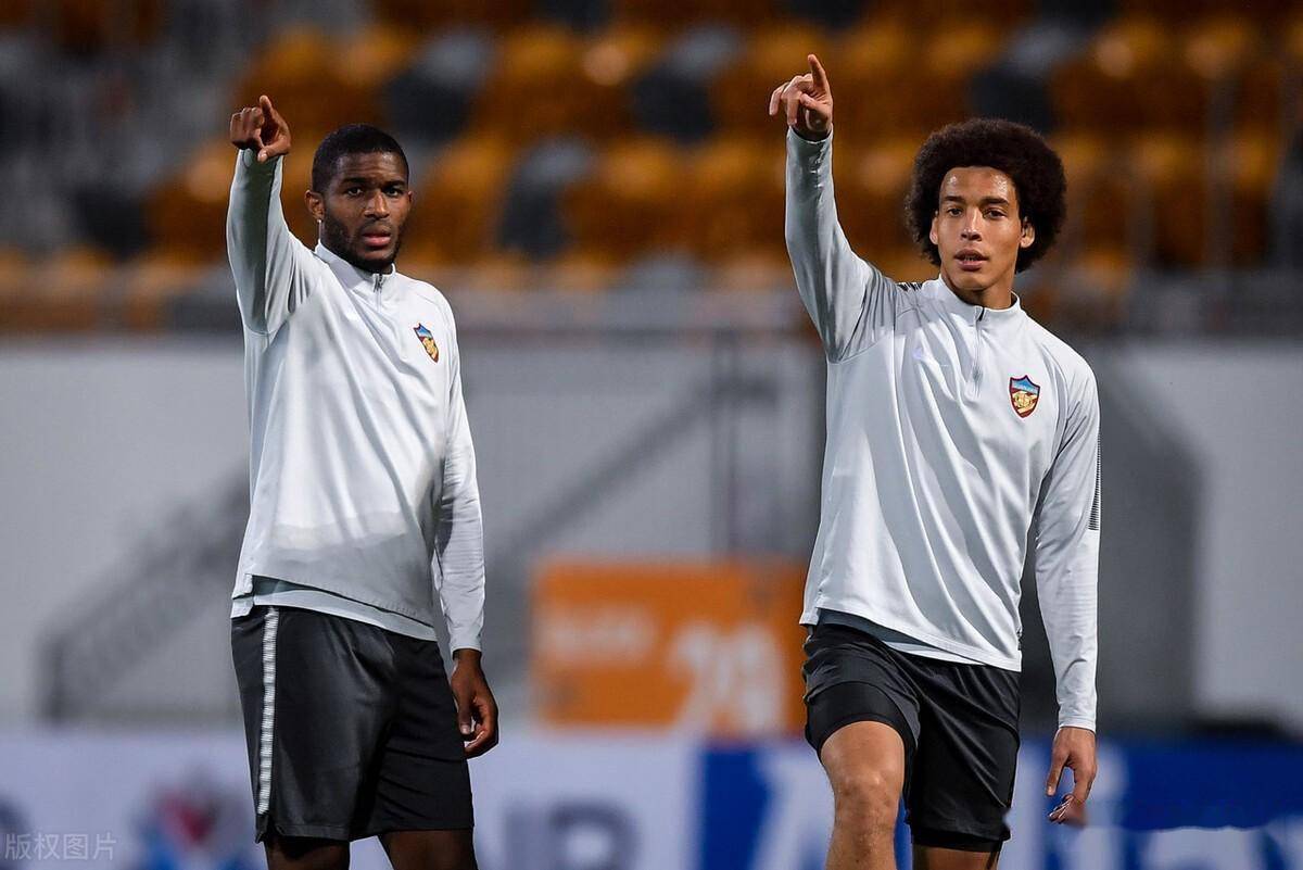 开云·体育app中国多特蒙德训练开放日；赛前扳平良机引欢呼；亚冠在即；轮换策略成焦点的简单介绍