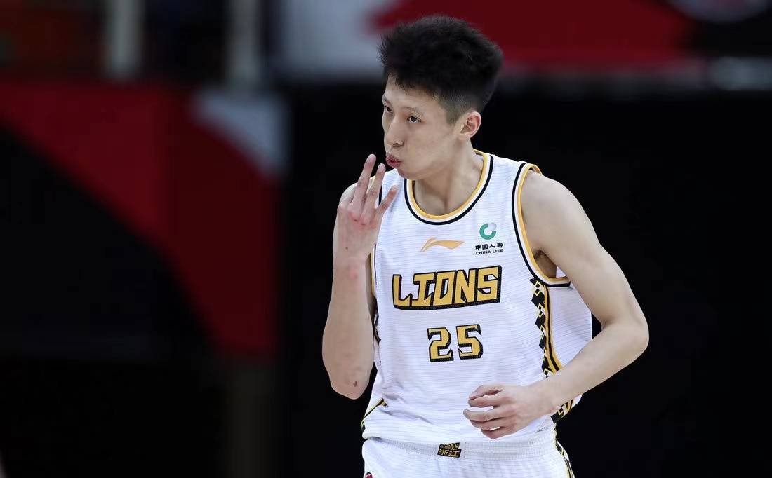 开云体育app克里夫兰骑士国际比赛日复出首秀，志在CBA季后赛名次提升，赛场秩序良好，年轻球员得到机会的简单介绍