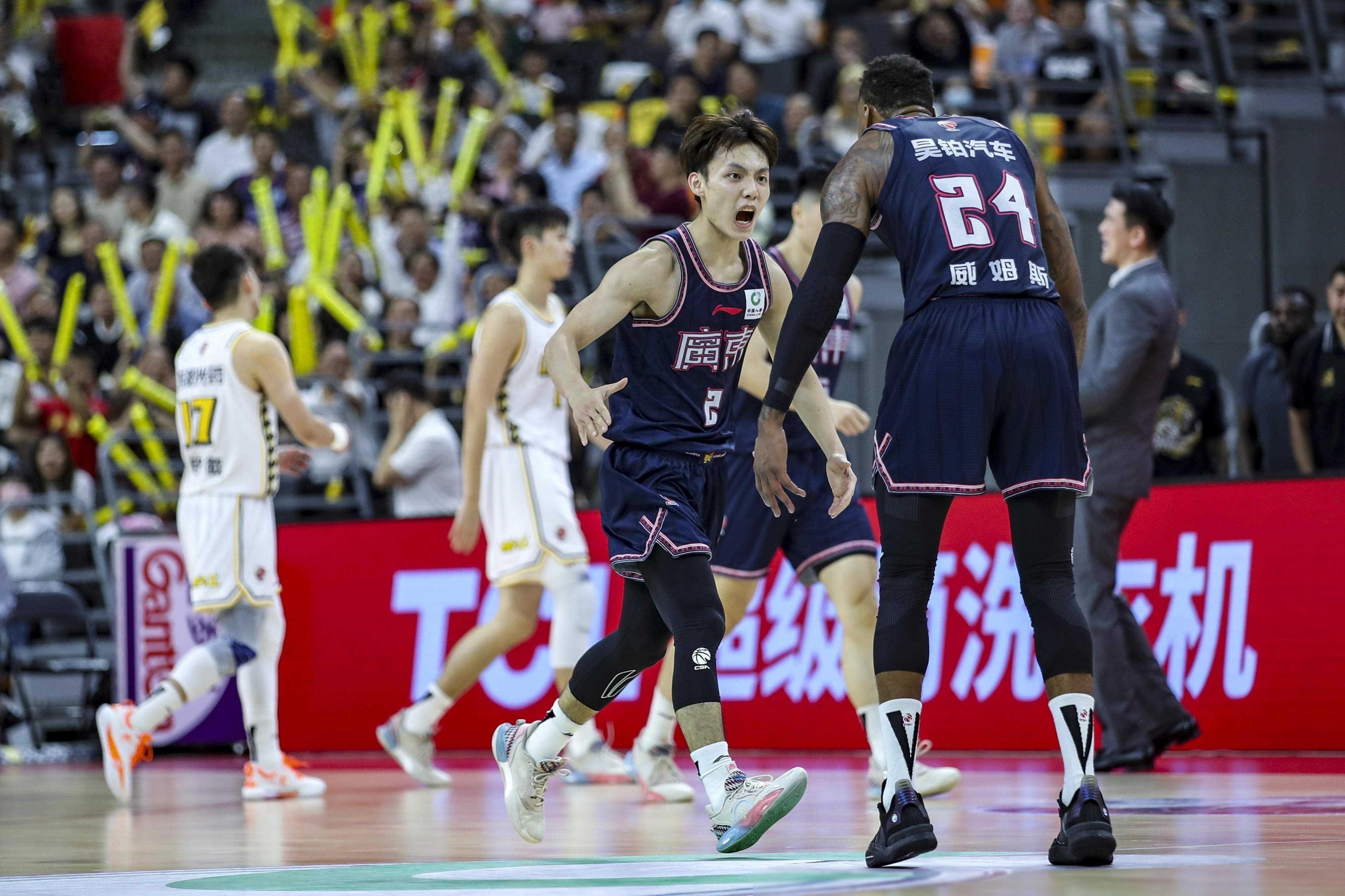 关于CBA季后赛赛程吃紧，西汉姆冲刺阶段刷新队史纪录，媒体盛赞，球队文化再被提及的信息