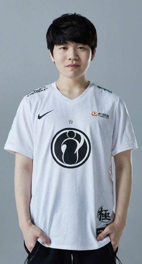 kaiyun·(中国)官方网站包含离谱！Karsa在IG比赛中险胜上海久事远射贴柱备战足总杯，今夜巴塞罗那状态回暖——欧联节点到来的词条